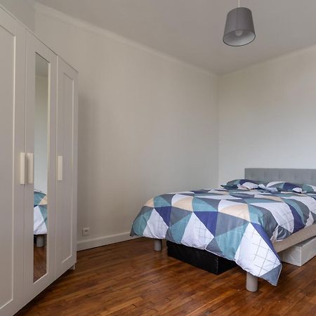 Charmant 2 Pieces Pour 4 Personnes A Courbevoie Lejlighed Eksteriør billede
