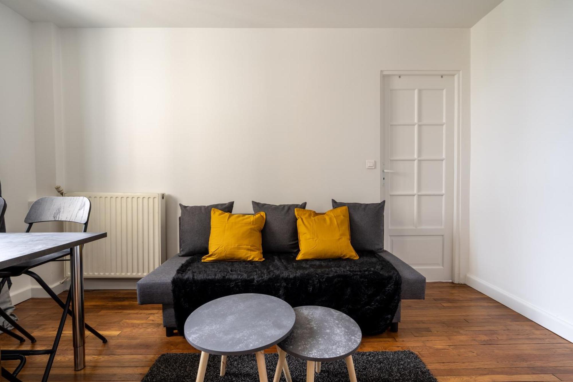 Charmant 2 Pieces Pour 4 Personnes A Courbevoie Lejlighed Eksteriør billede