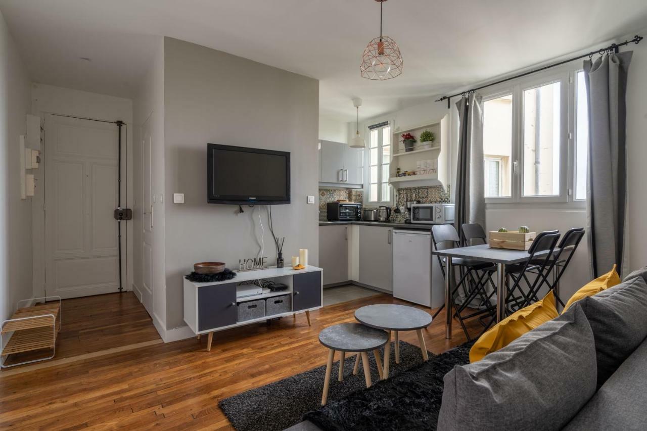 Charmant 2 Pieces Pour 4 Personnes A Courbevoie Lejlighed Eksteriør billede